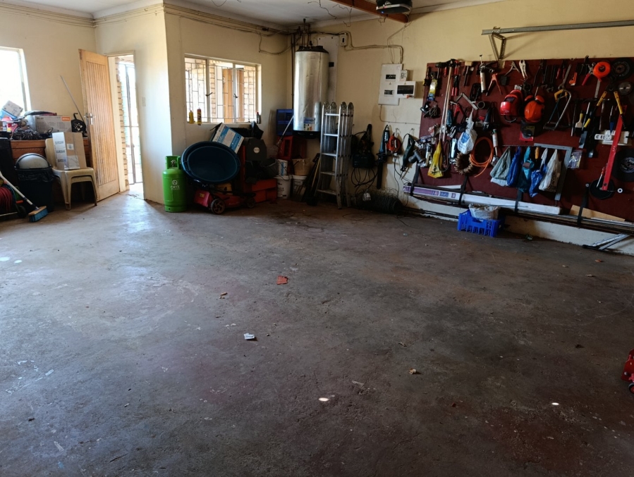 5 Bedroom Property for Sale in Spitskop SH Free State